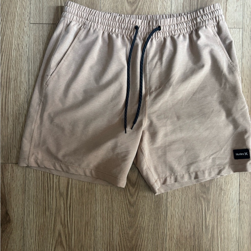 Hurley swim Shorts with Moisture-Wicking Fabric and Stretch Fit size Large